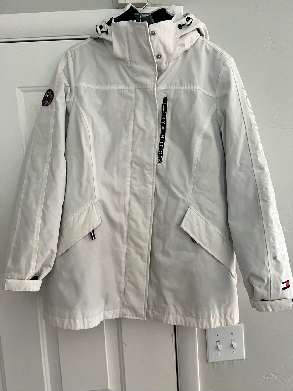 Tommy Hilfiger Women's White Hooded All Weather Lined Coat